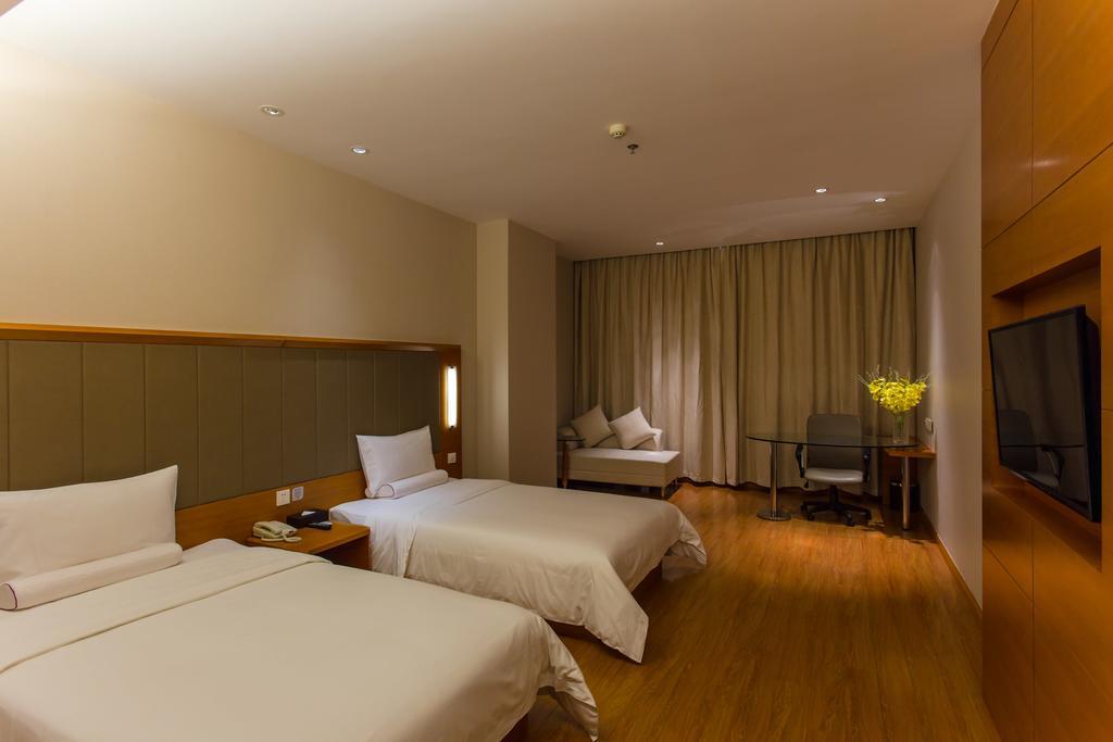 Ji Hotel Wuhan Guanggu Plaza Habitación foto