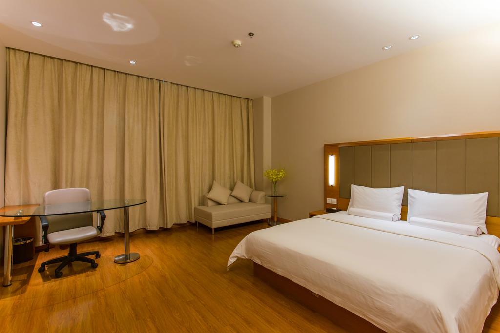 Ji Hotel Wuhan Guanggu Plaza Habitación foto